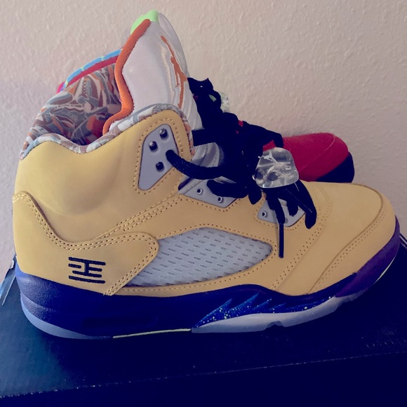 Jordan 5 Retro What The ? 🔥🔥🔥 - Picture 7 of 8